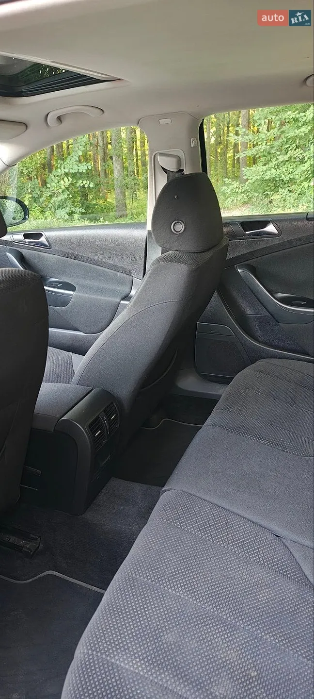Volkswagen Passat 2010 VIN WVWZZZ3CZAE112419 фото оголошення 2 з 19
