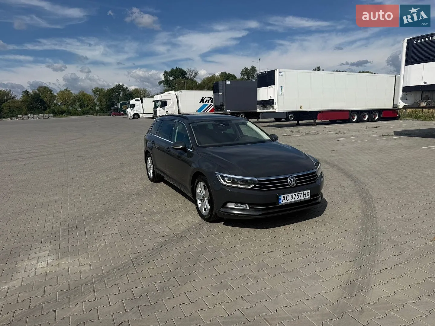 2018 Volkswagen Passat - мініатюра 3