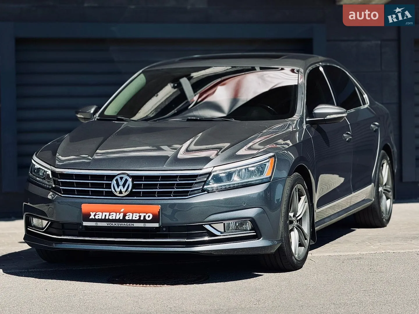 2017 Volkswagen Passat - фото 1