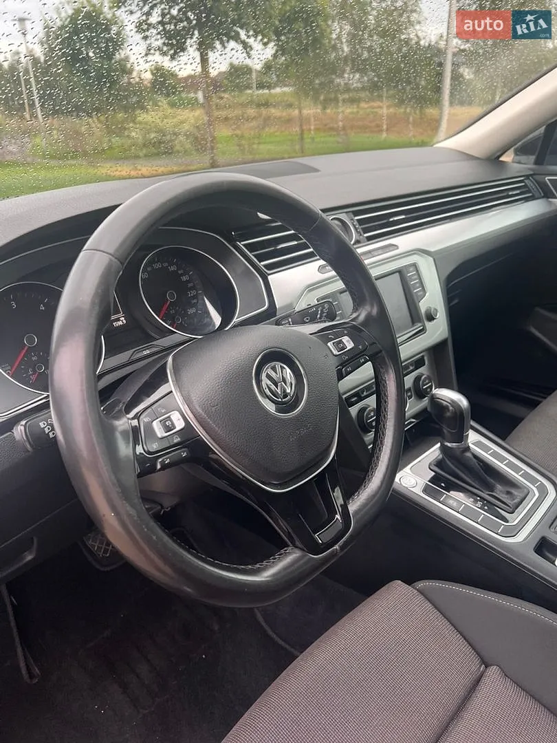 2016 Volkswagen Passat - мініатюра 3