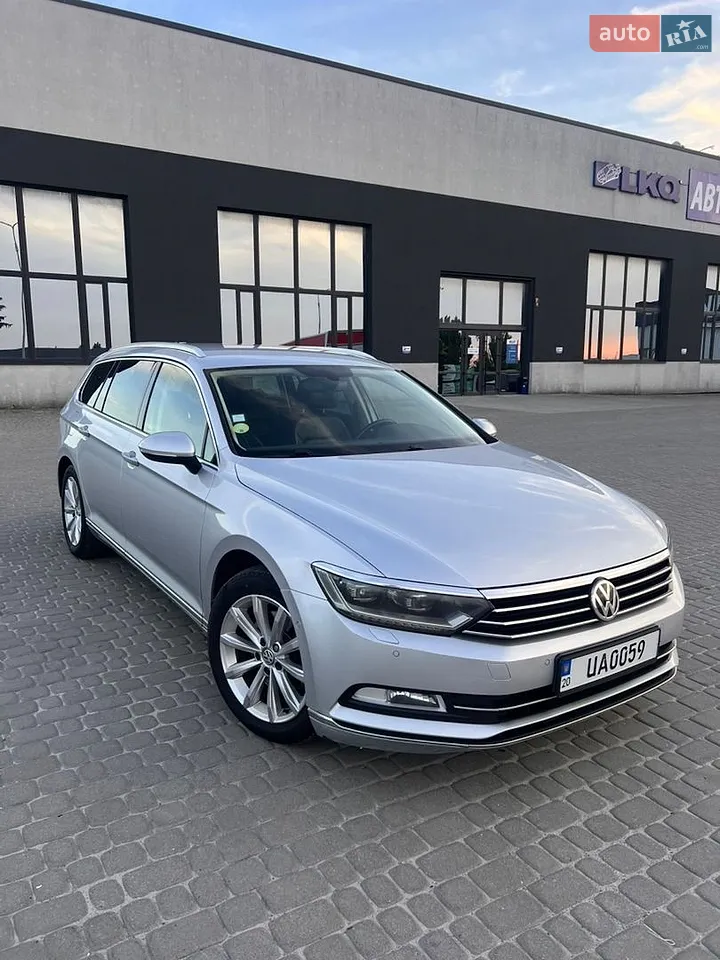 2019 Volkswagen Passat - мініатюра 18