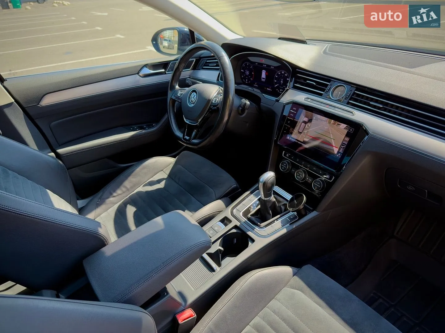 2017 Volkswagen Passat - мініатюра 9