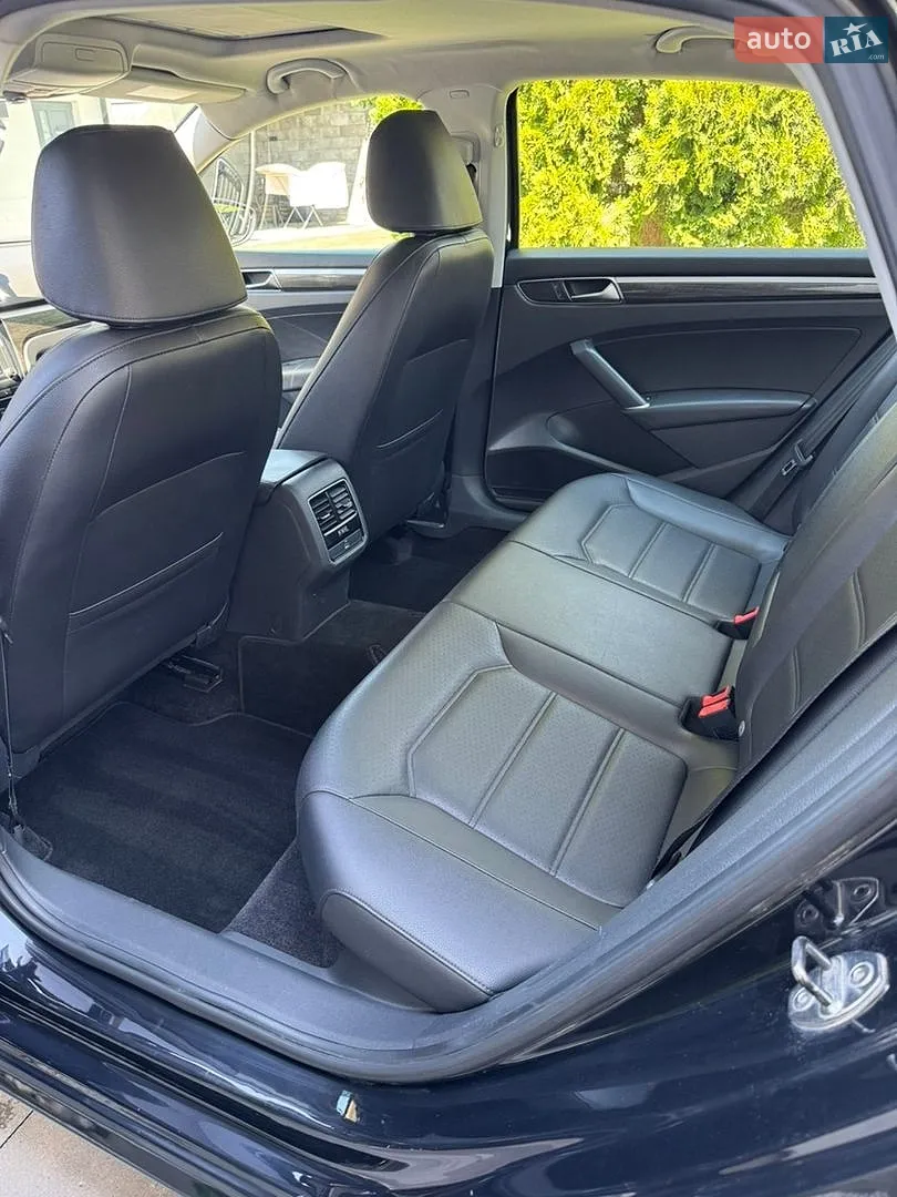 2016 Volkswagen Passat - мініатюра 9
