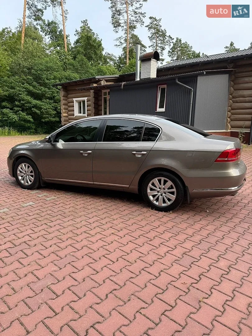 2011 Volkswagen Passat - мініатюра 6