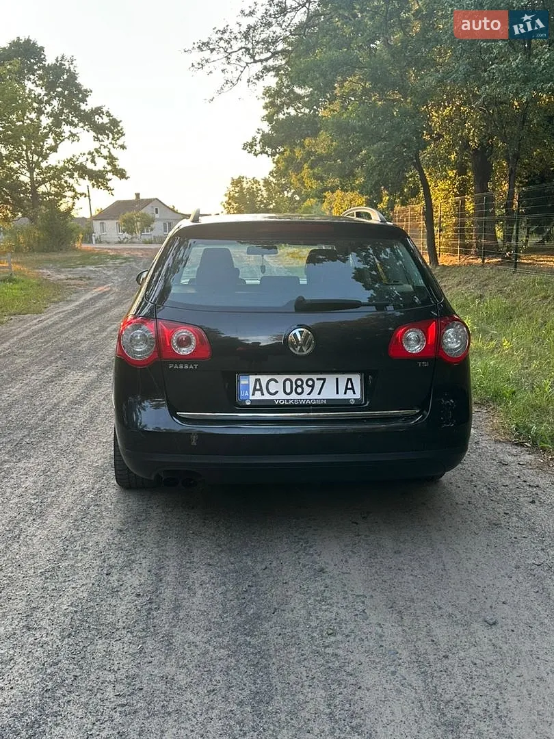 2010 Volkswagen Passat - мініатюра 11