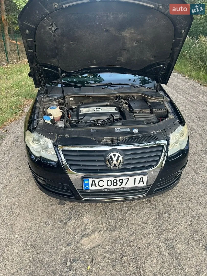 2010 Volkswagen Passat - мініатюра 16