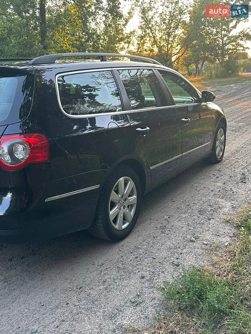 2010 Volkswagen Passat - мініатюра 23