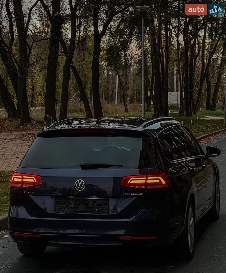 2017 Volkswagen Passat - мініатюра 9