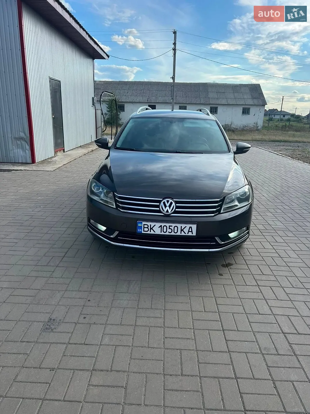2011 Volkswagen Passat - мініатюра 2