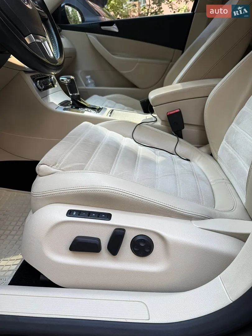 2010 Volkswagen Passat - мініатюра 5