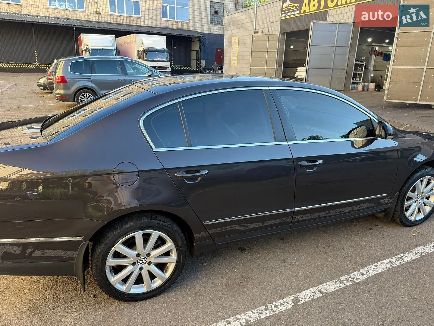 2010 Volkswagen Passat - мініатюра 3