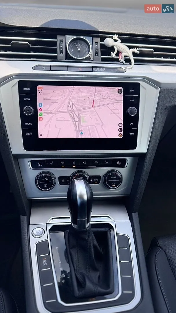 2019 Volkswagen Passat - мініатюра 11