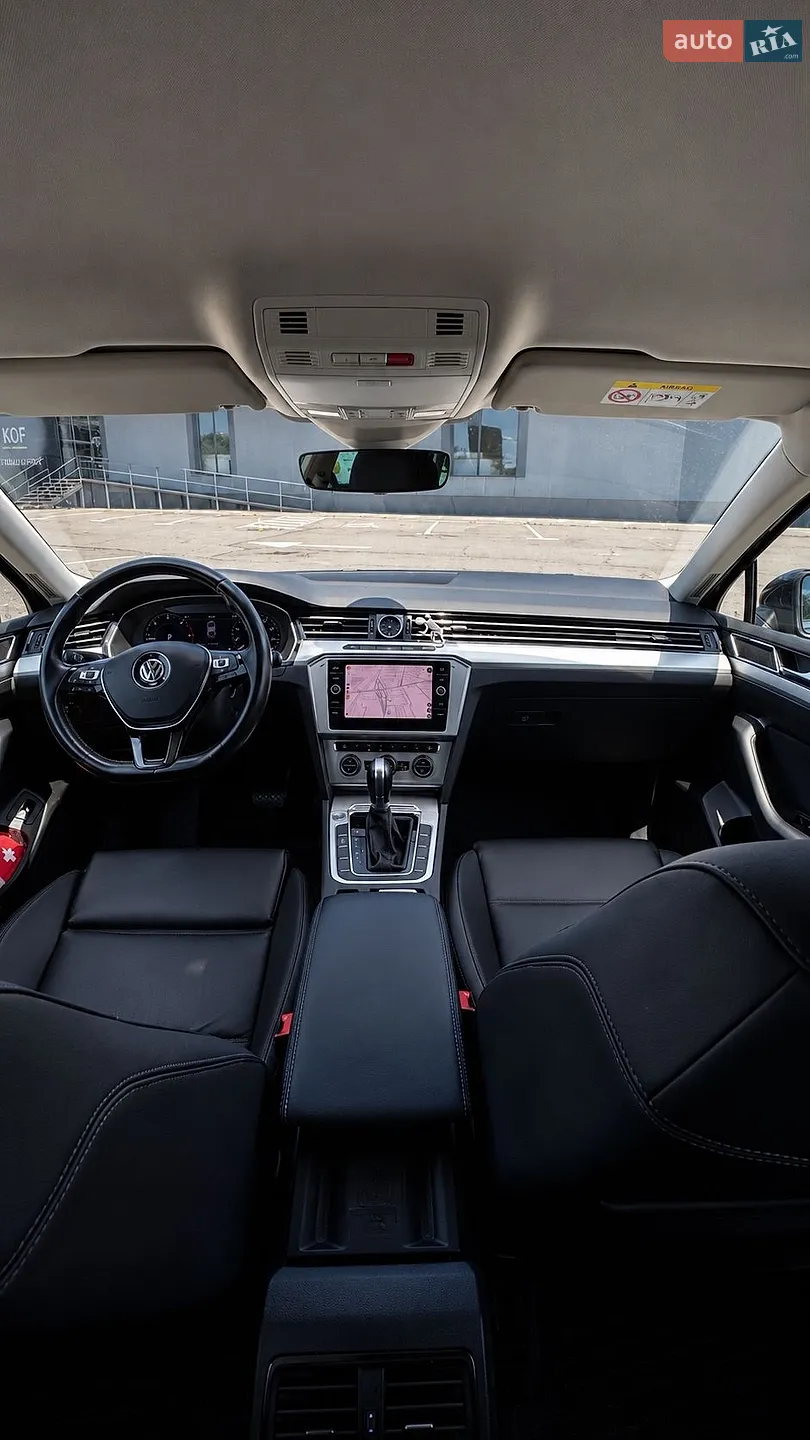 2019 Volkswagen Passat - мініатюра 8