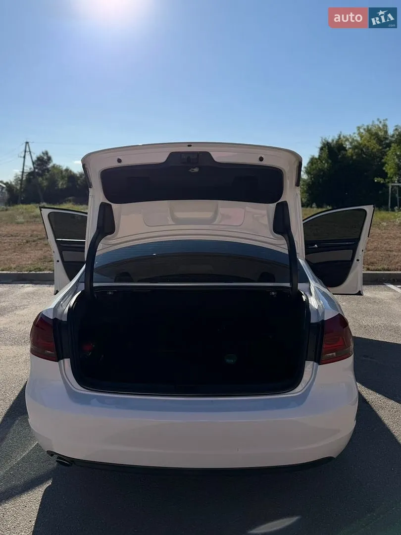 2014 Volkswagen Passat - мініатюра 9