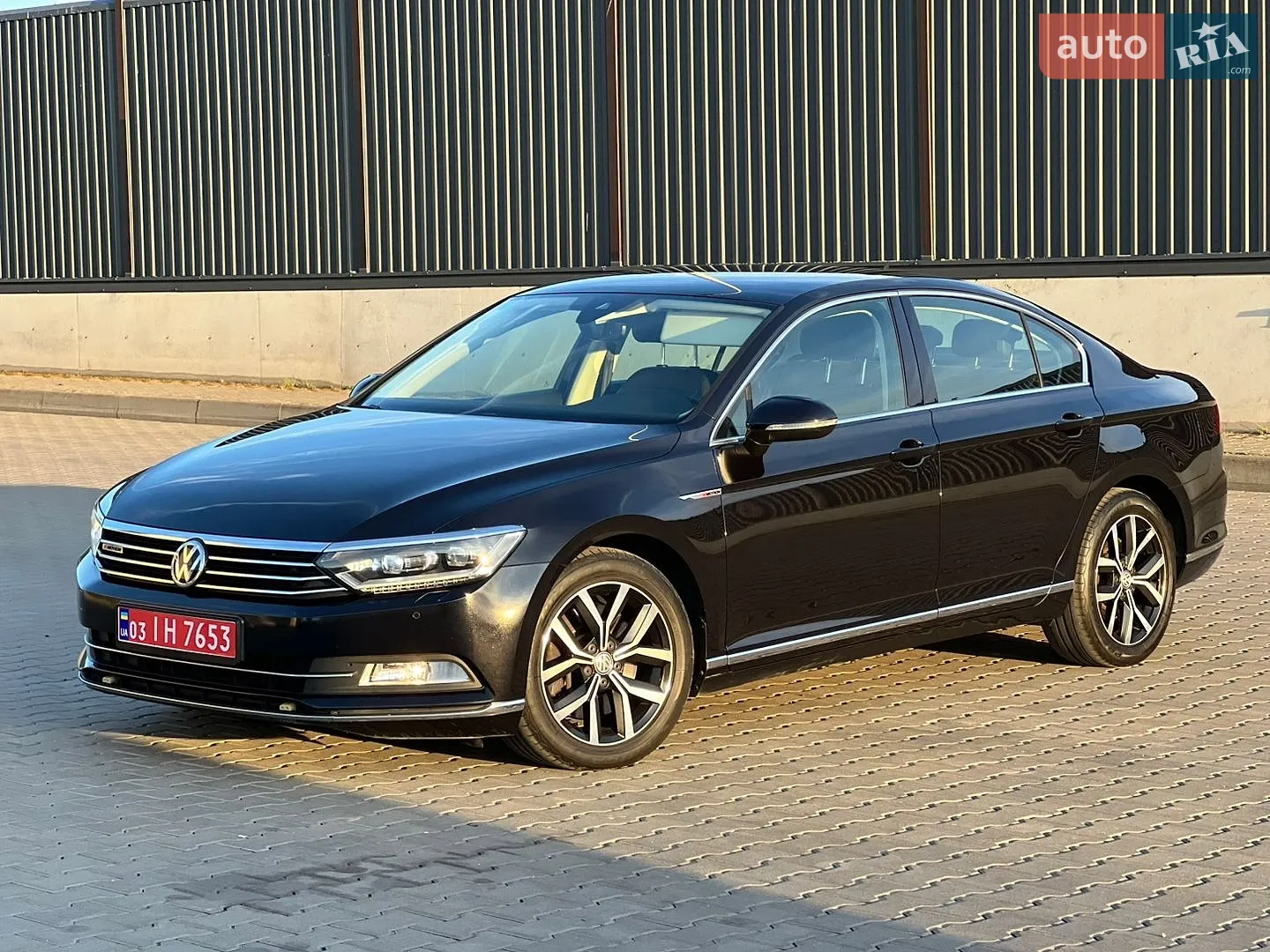 2016 Volkswagen Passat - мініатюра 15