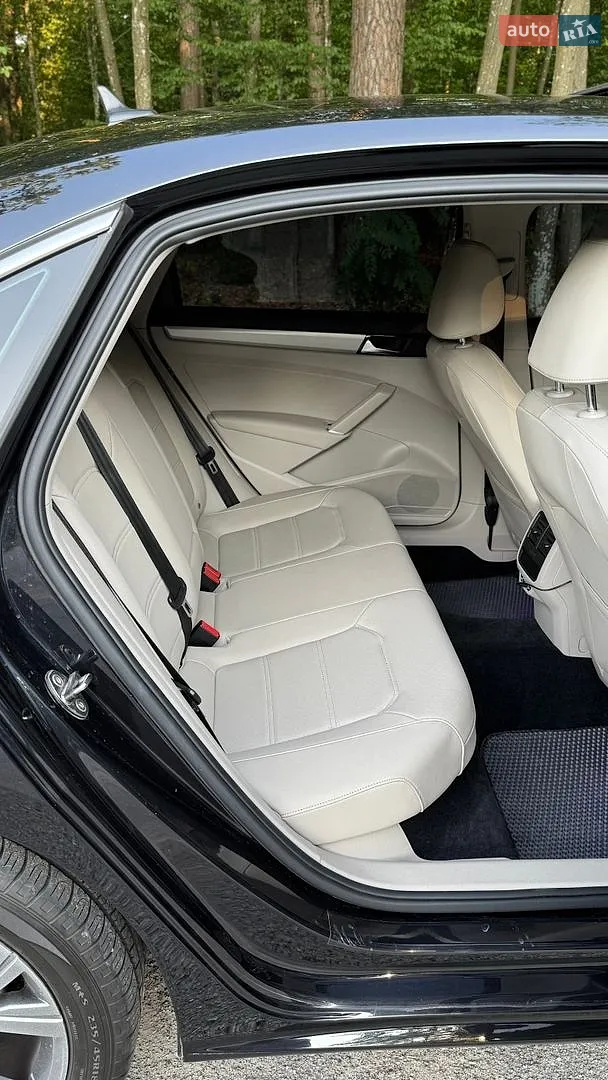 2020 Volkswagen Passat - мініатюра 28