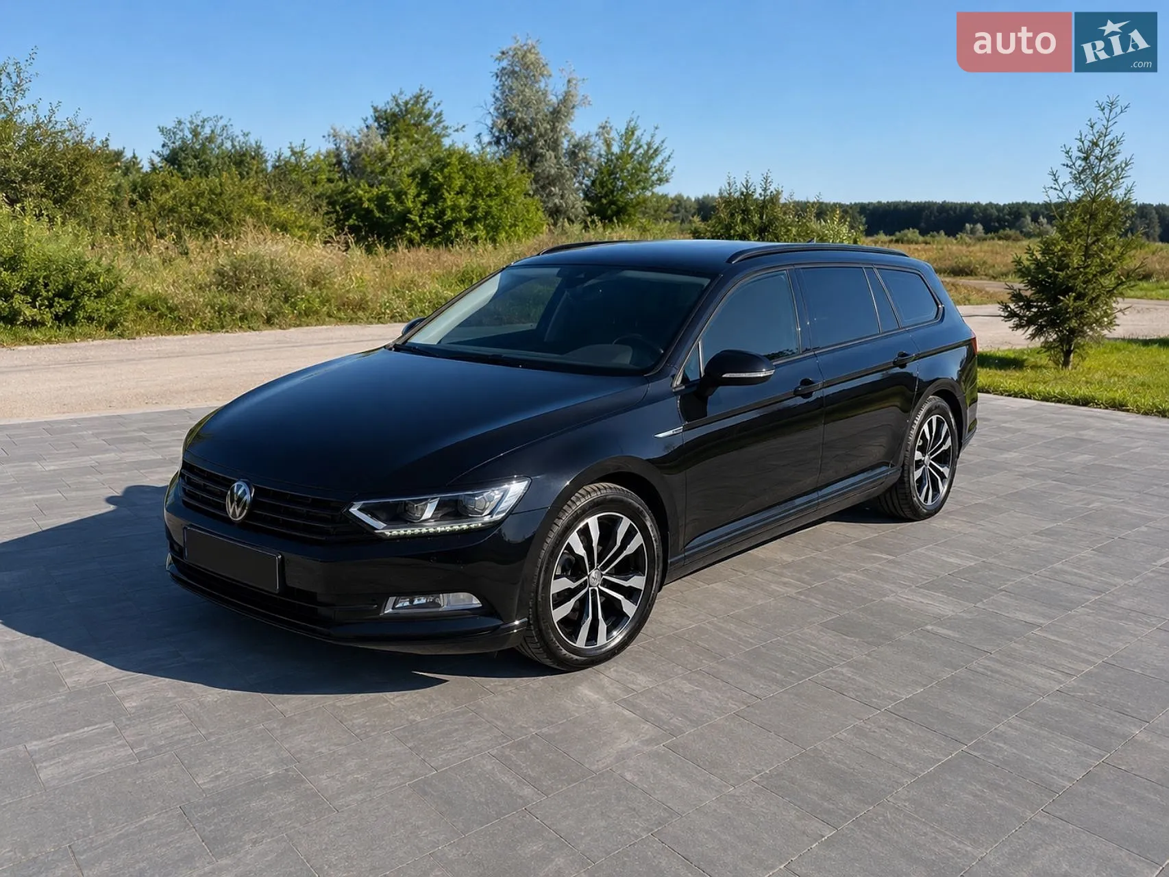 2018 Volkswagen Passat - фото 1