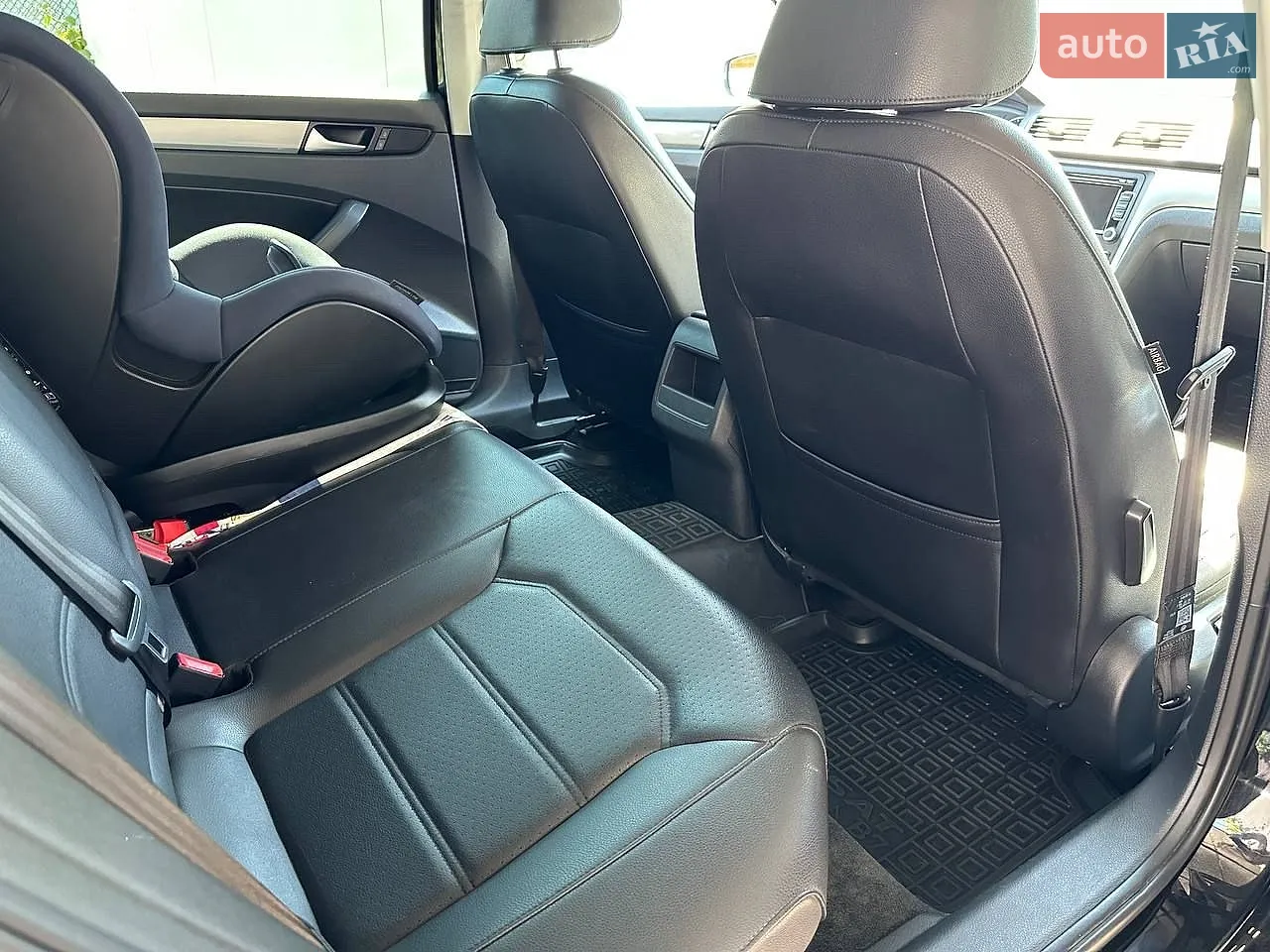 2015 Volkswagen Passat - мініатюра 8