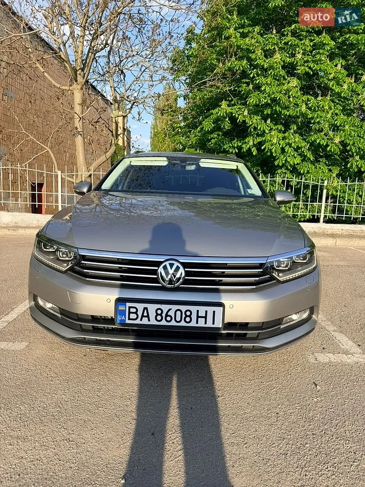 2016 Volkswagen Passat - мініатюра 19