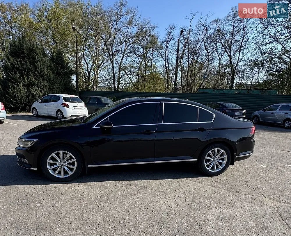 2015 Volkswagen Passat - фото 1
