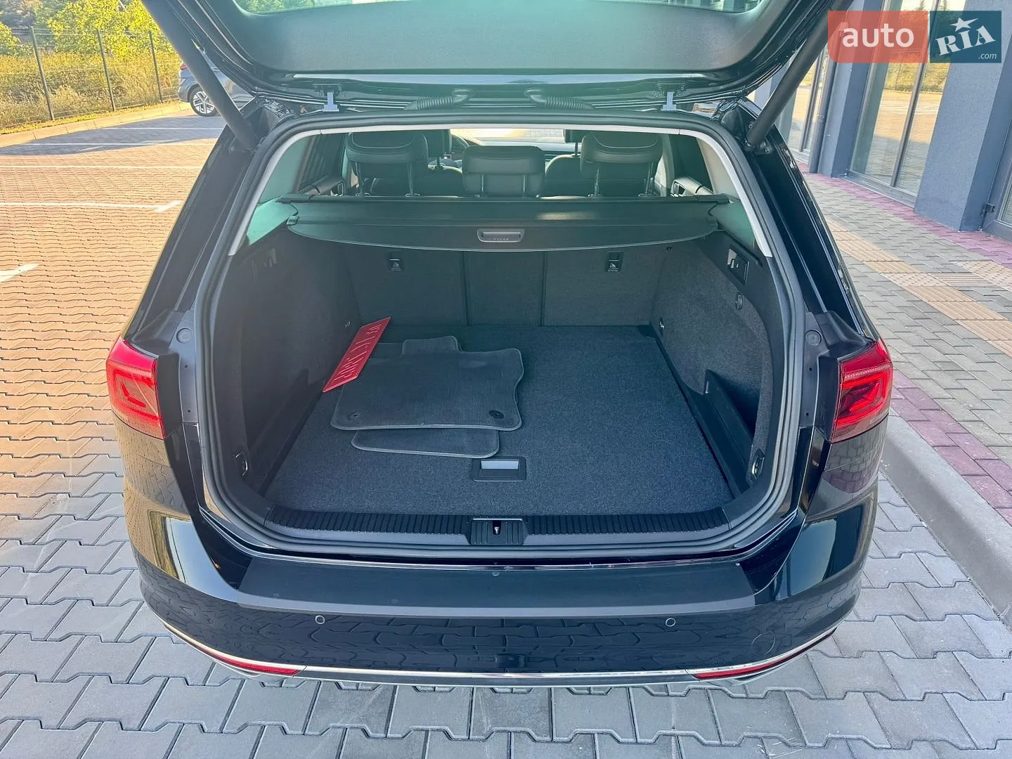 2021 Volkswagen Passat - мініатюра 17