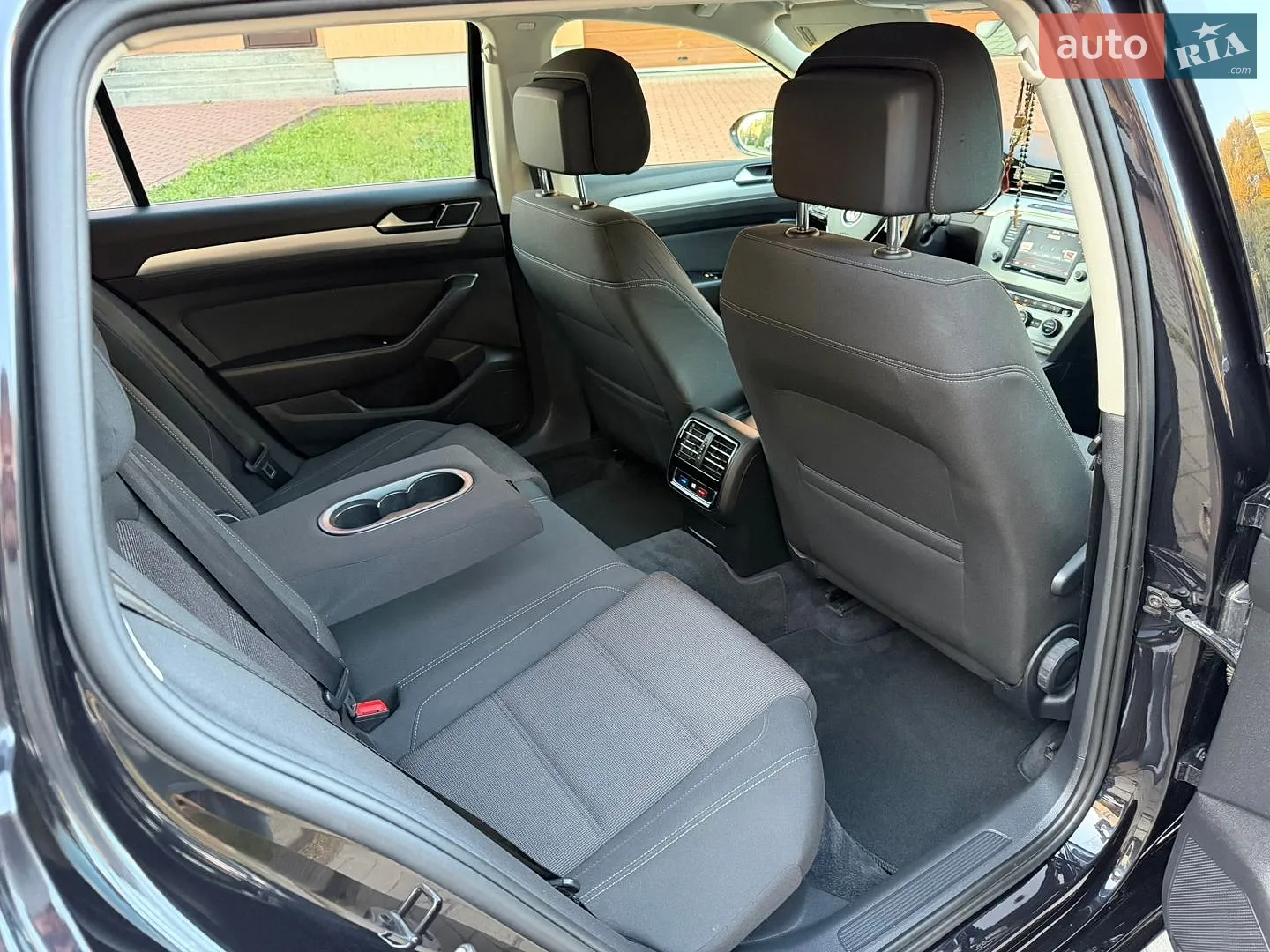 2016 Volkswagen Passat - мініатюра 29