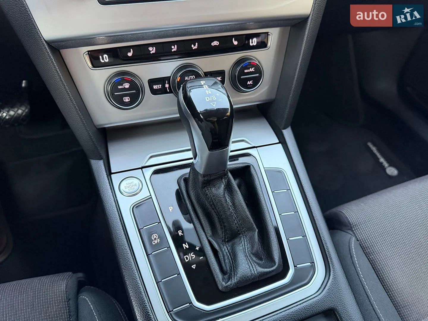 2016 Volkswagen Passat - мініатюра 44