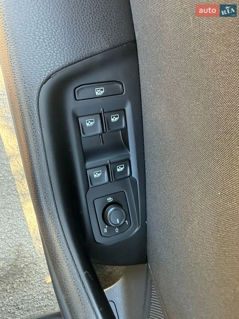 2019 Volkswagen Passat - мініатюра 42