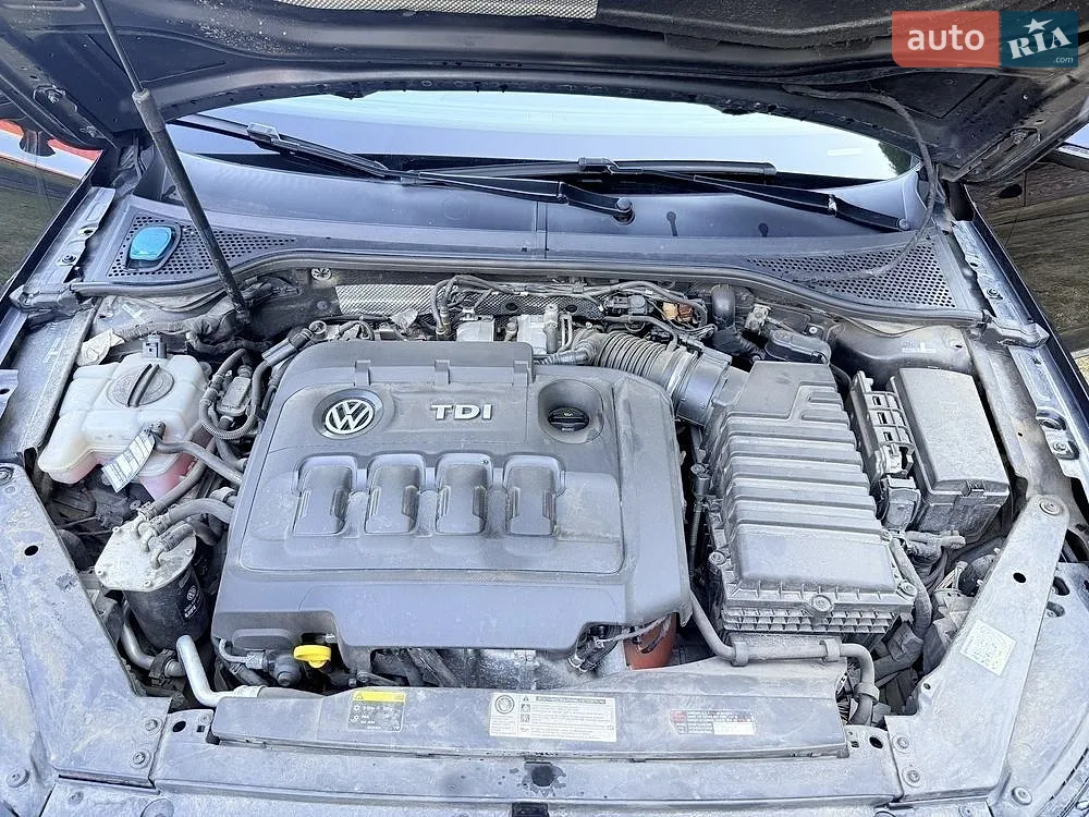 2015 Volkswagen Passat - мініатюра 18
