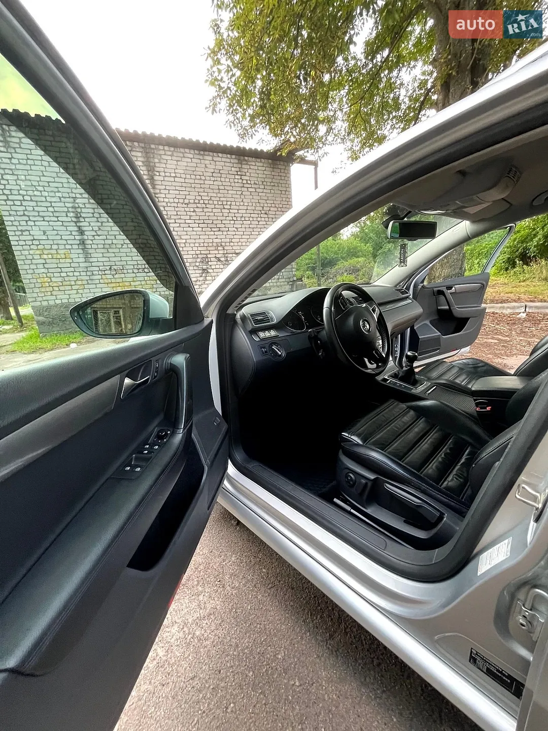 2011 Volkswagen Passat - мініатюра 18