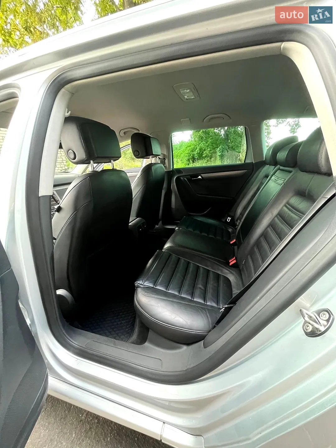 2011 Volkswagen Passat - мініатюра 31