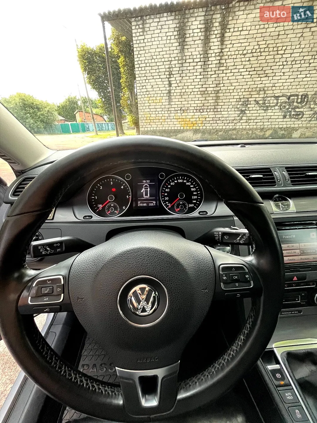 2011 Volkswagen Passat - мініатюра 34