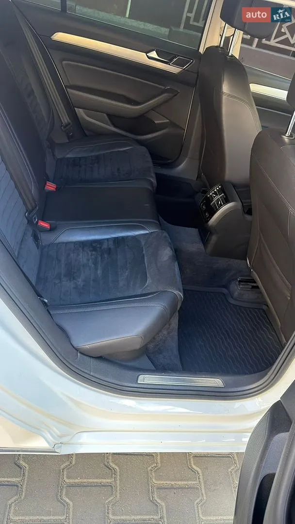 2015 Volkswagen Passat - мініатюра 14