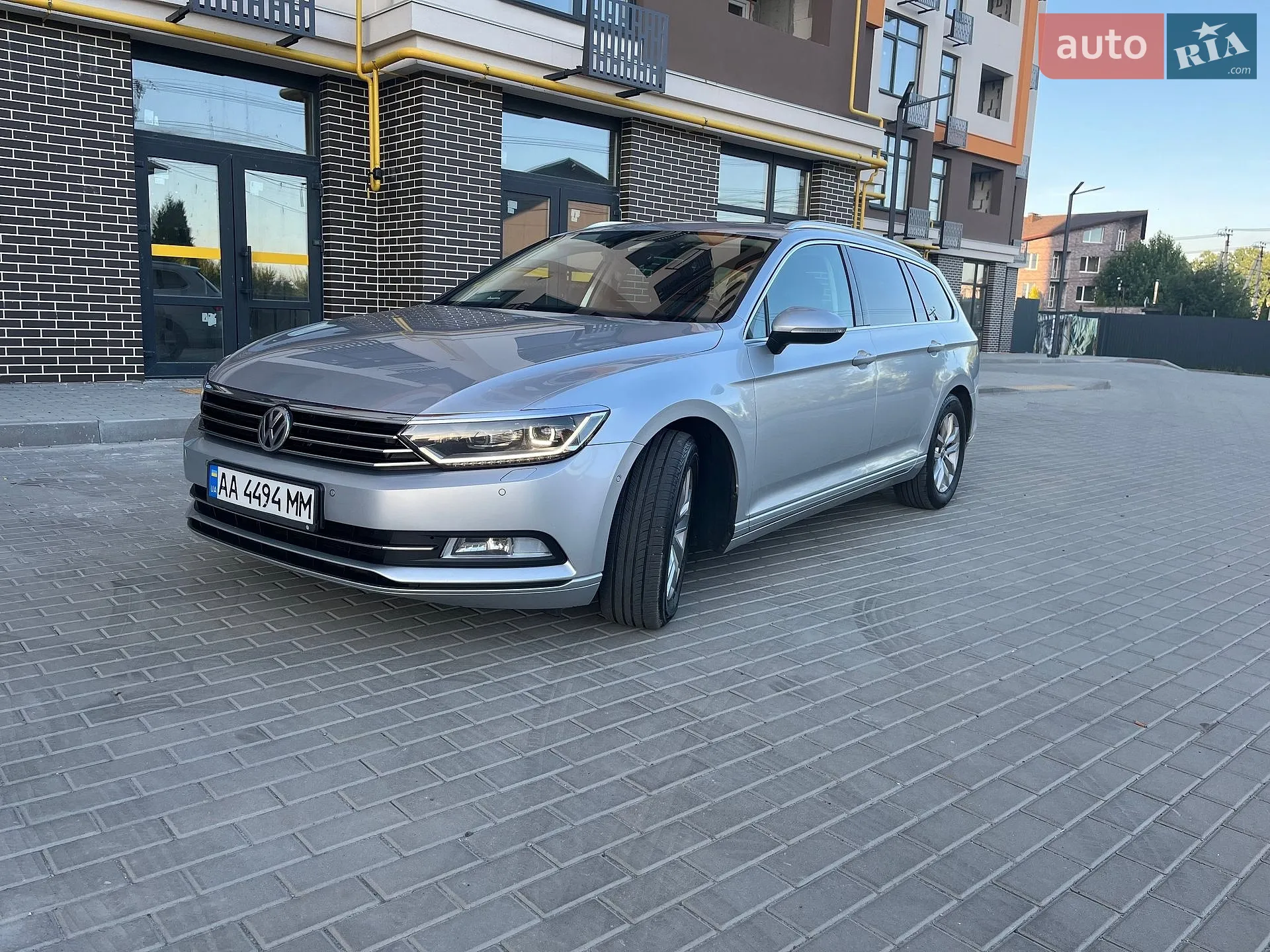 2016 Volkswagen Passat - мініатюра 3