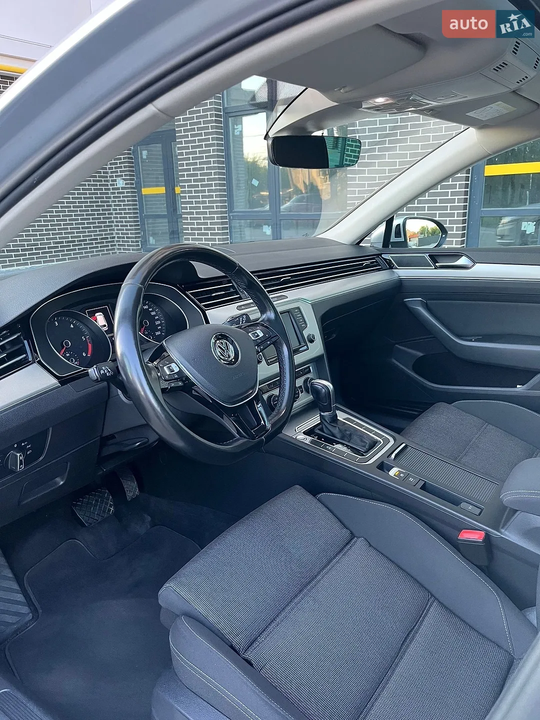 2016 Volkswagen Passat - мініатюра 11