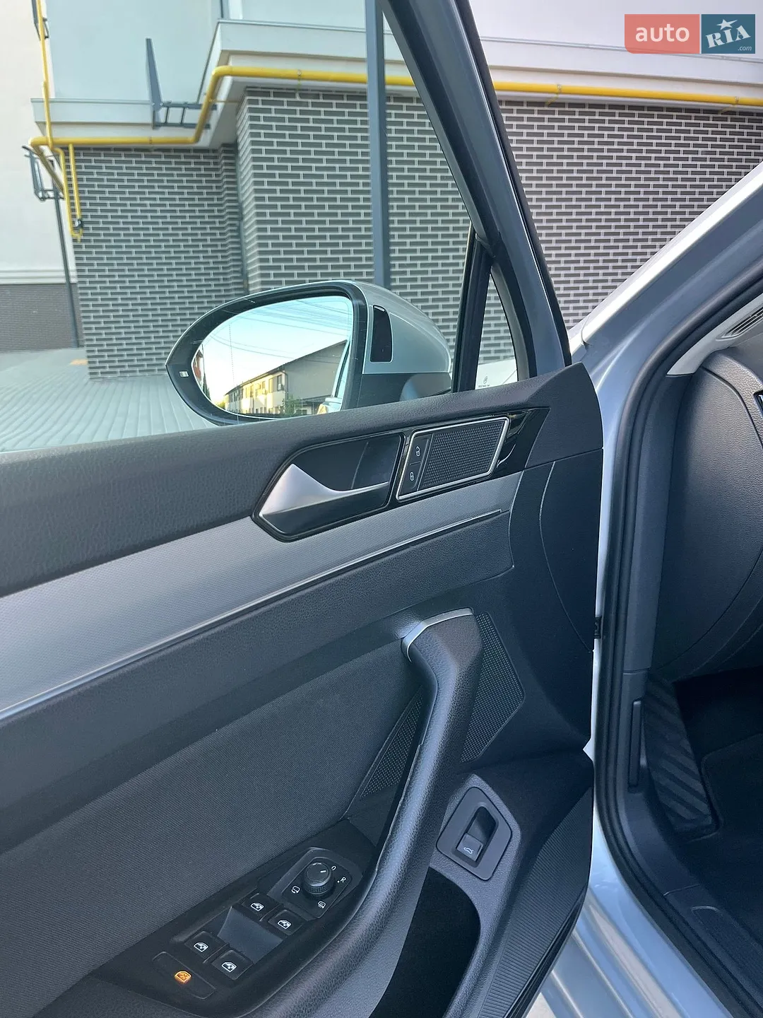 2016 Volkswagen Passat - мініатюра 24