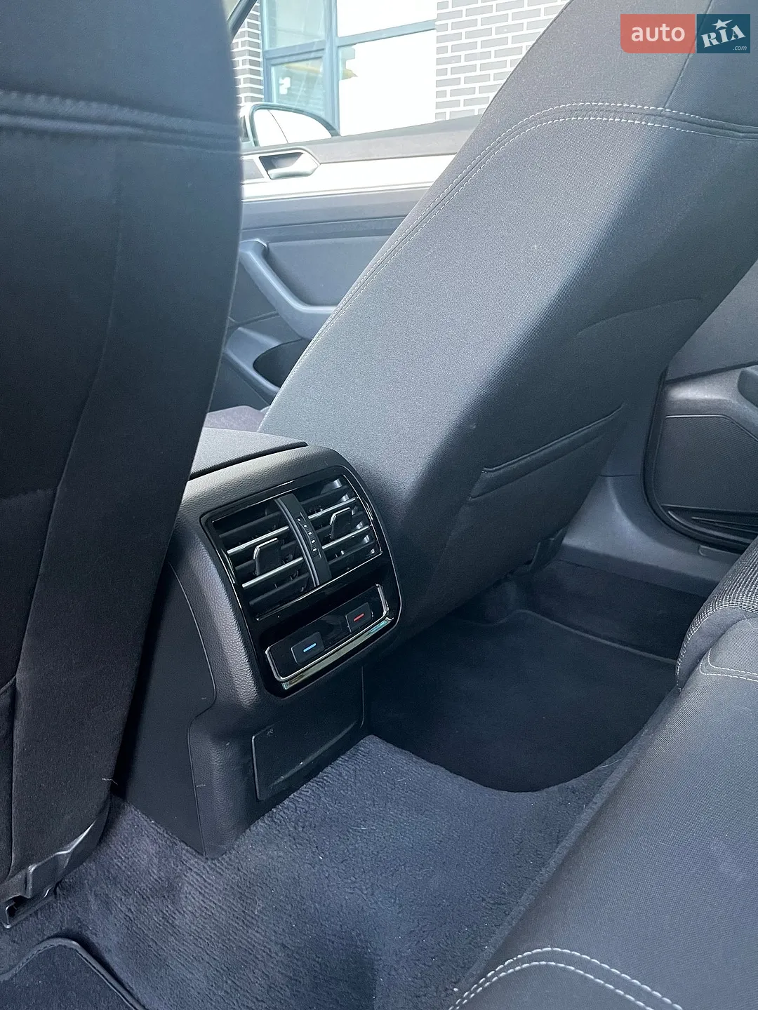 2016 Volkswagen Passat - мініатюра 26