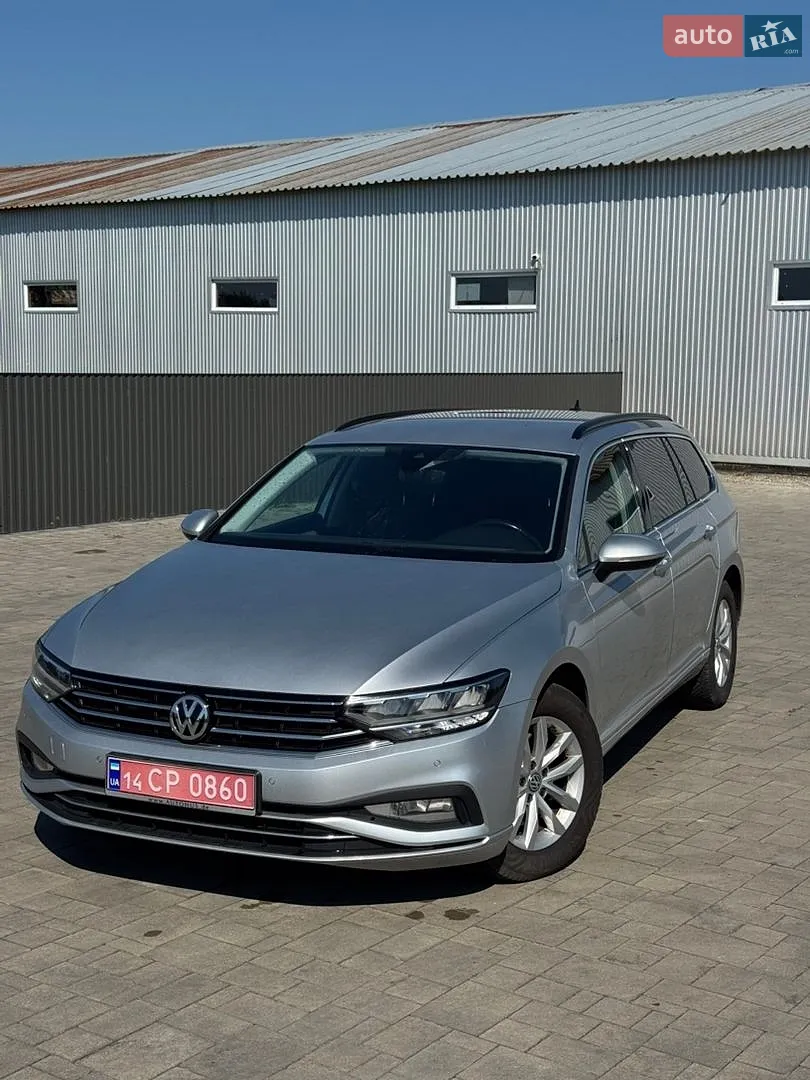 2019 Volkswagen Passat - мініатюра 2