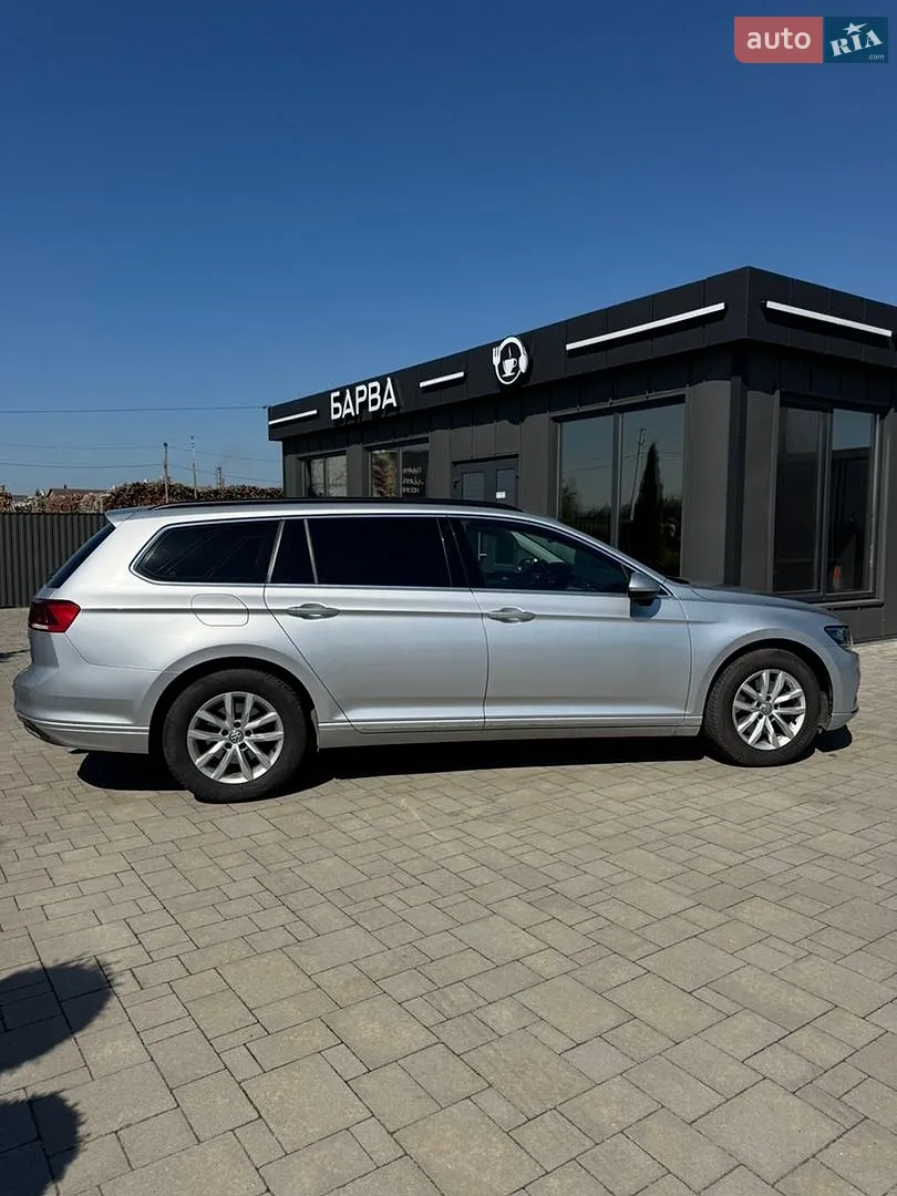2019 Volkswagen Passat - мініатюра 17