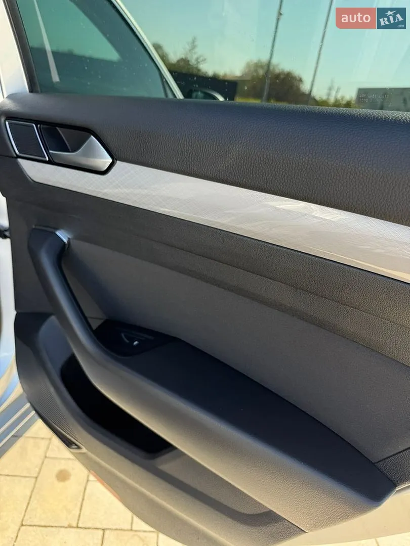 2019 Volkswagen Passat - мініатюра 39