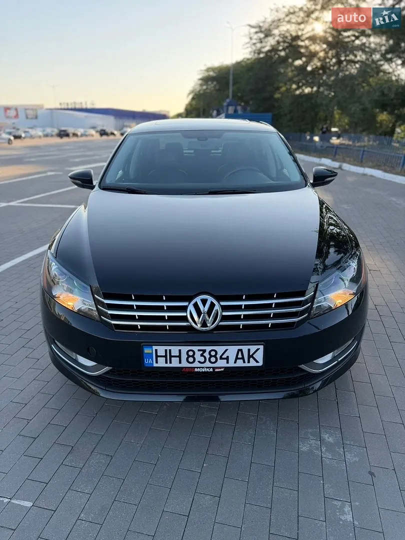 2013 Volkswagen Passat - мініатюра 2