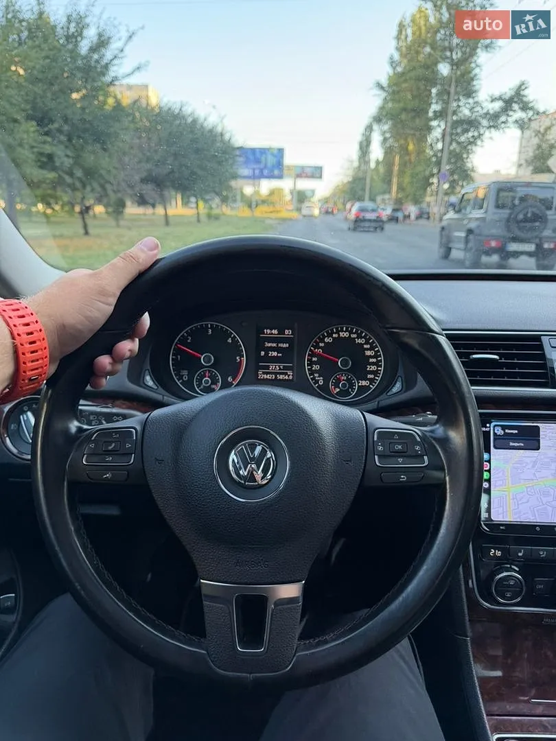 2013 Volkswagen Passat - мініатюра 18