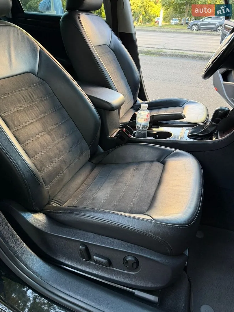 2013 Volkswagen Passat - мініатюра 32