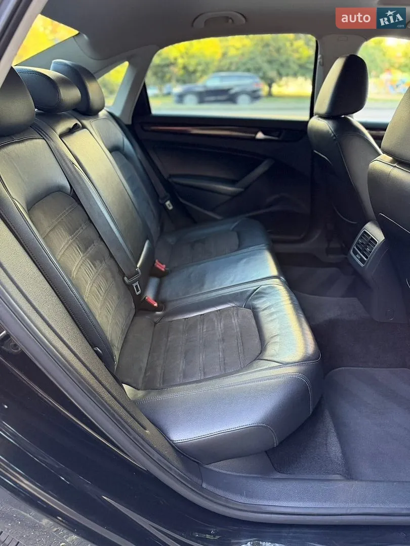 2013 Volkswagen Passat - мініатюра 21