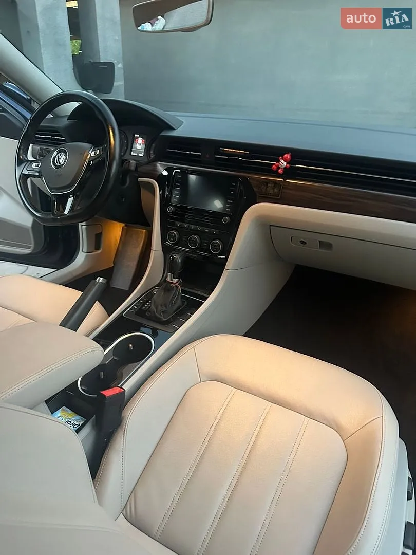 2019 Volkswagen Passat - мініатюра 9