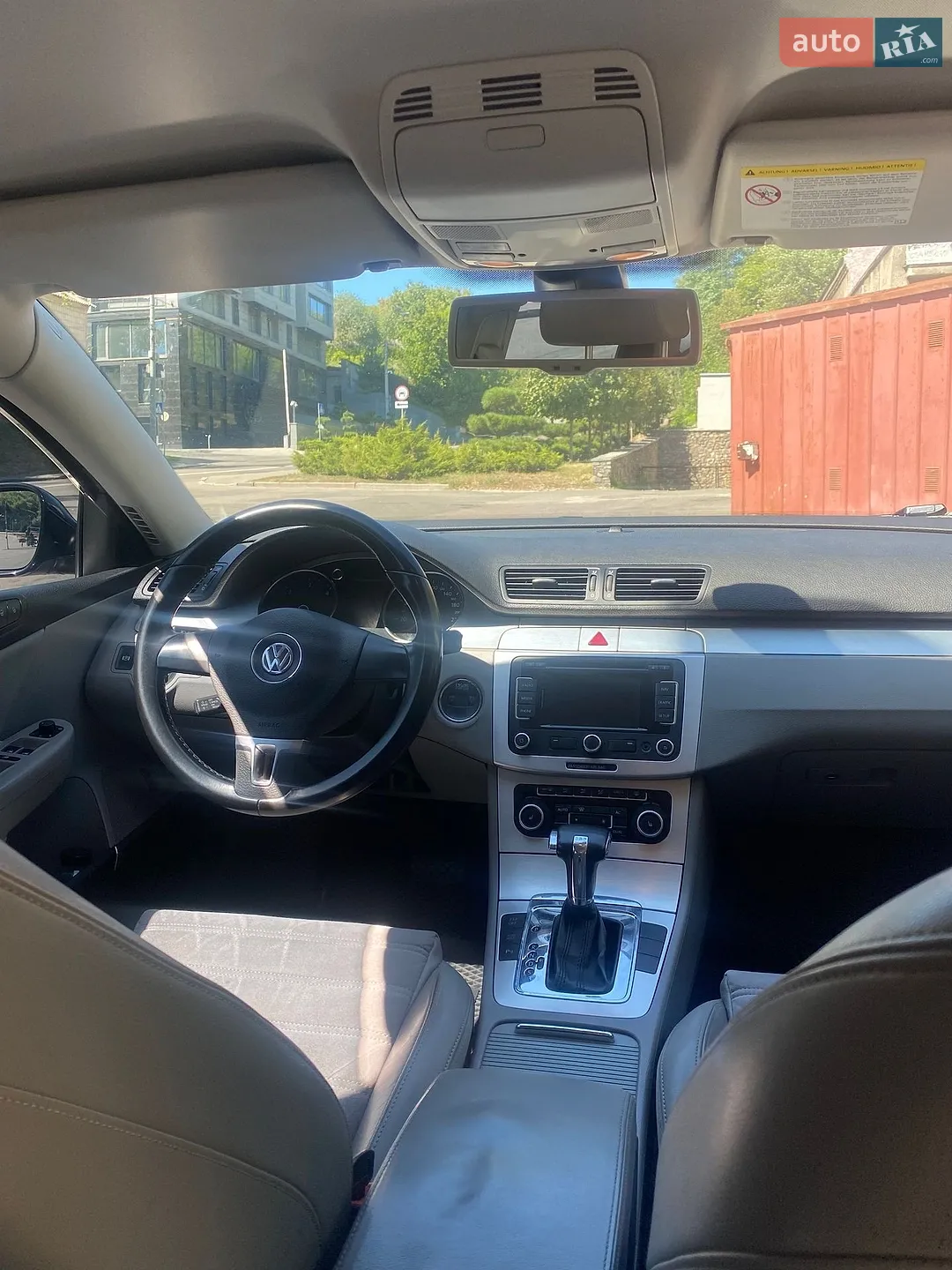 2010 Volkswagen Passat - мініатюра 3