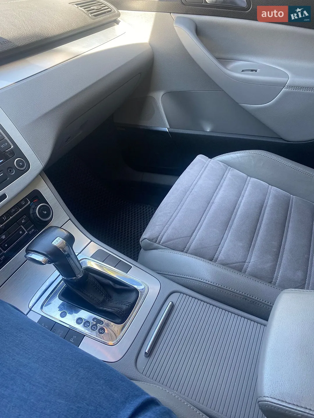 2010 Volkswagen Passat - мініатюра 11