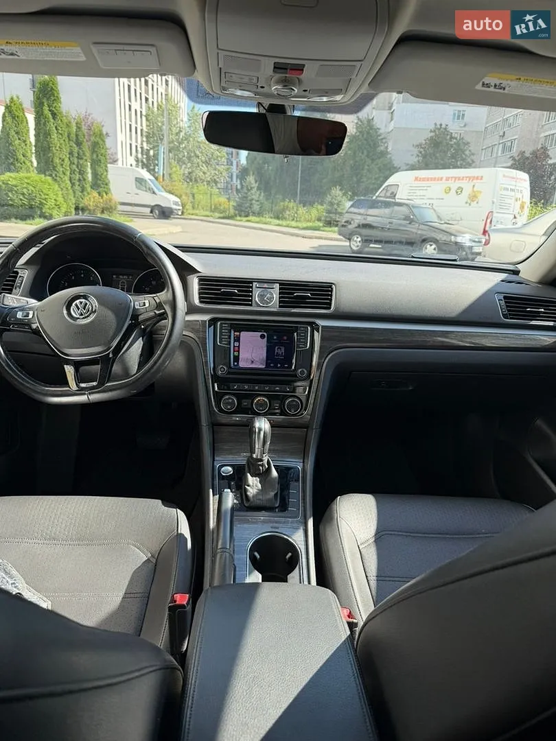 2016 Volkswagen Passat - мініатюра 16