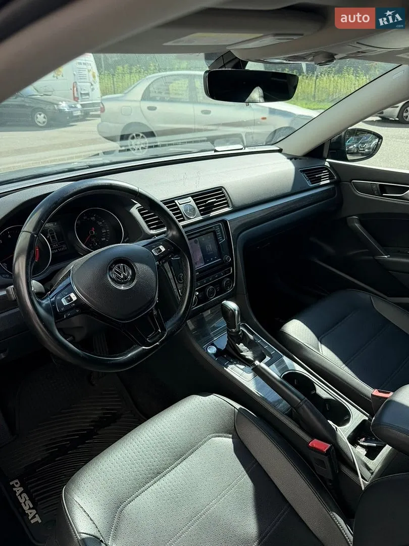 2016 Volkswagen Passat - мініатюра 13
