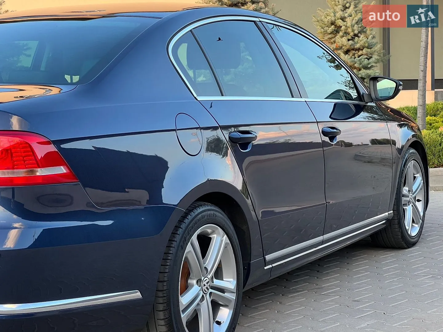 2013 Volkswagen Passat - мініатюра 31